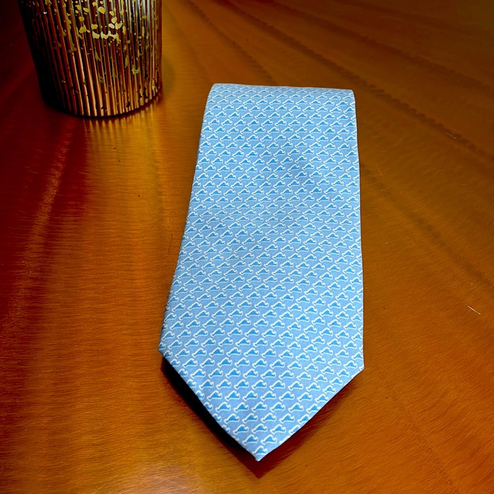 Vineyard Vines 100% Silk Neck Tie baby blue